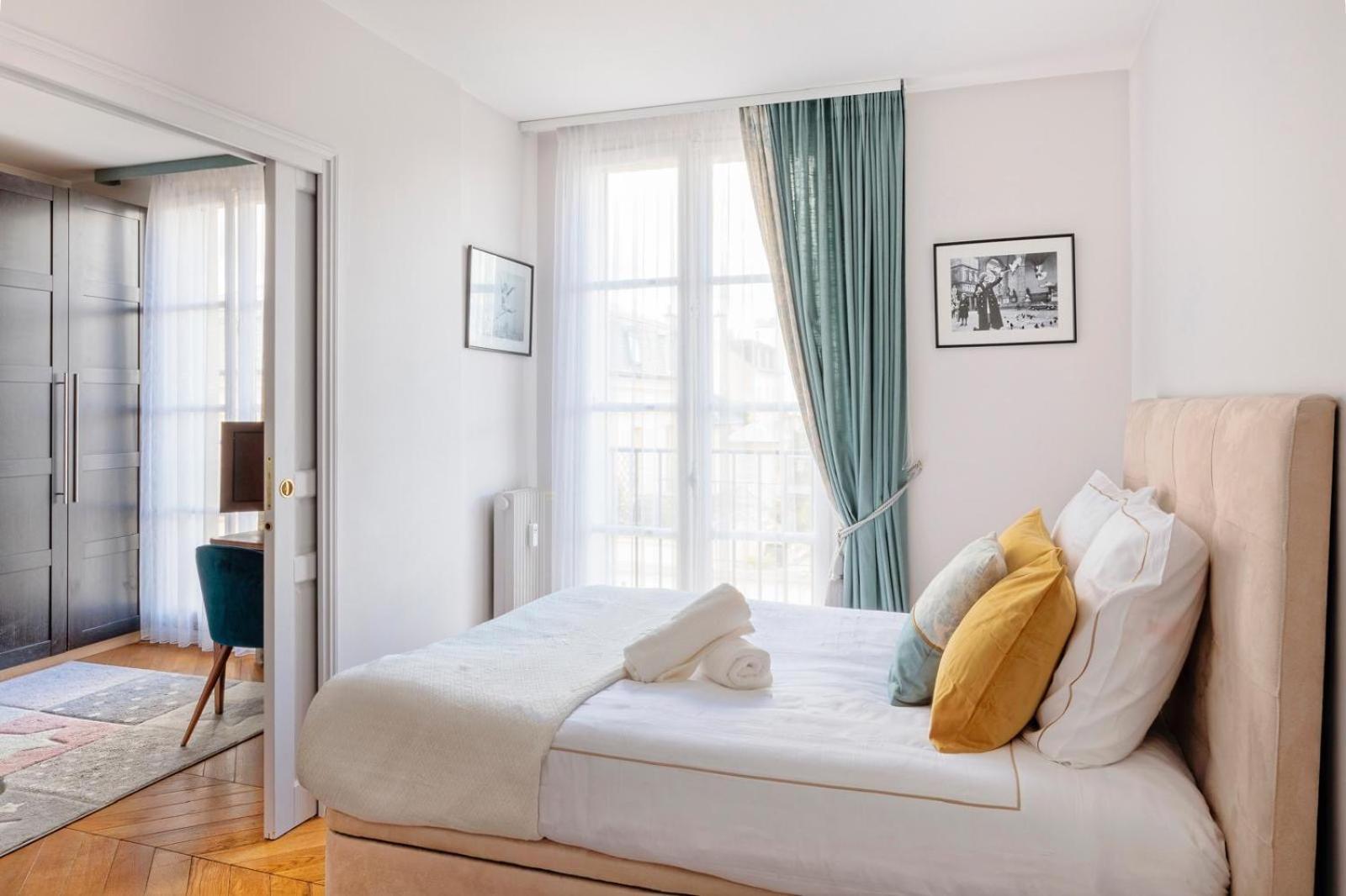 Le La Fayette Confort & Calme Avec Parking Prive 베흑사이으 외부 사진